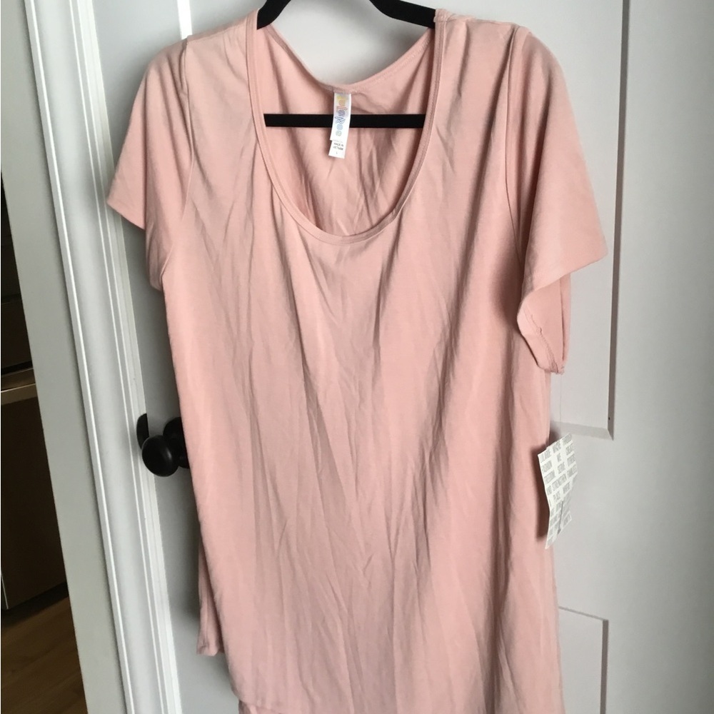 LuLaRoe Light Pink Short Sleeve Tee